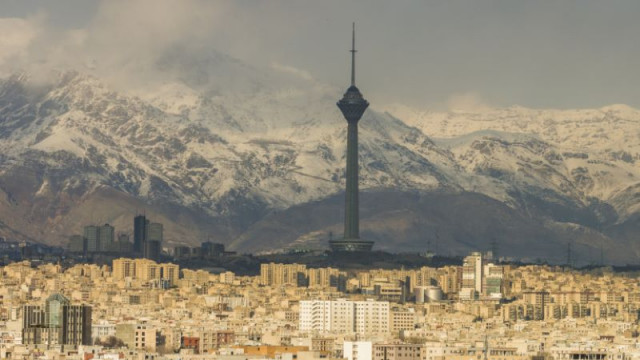 Австрийските авиолинии ще преустановят полетите между Виена и Техеран до 18
